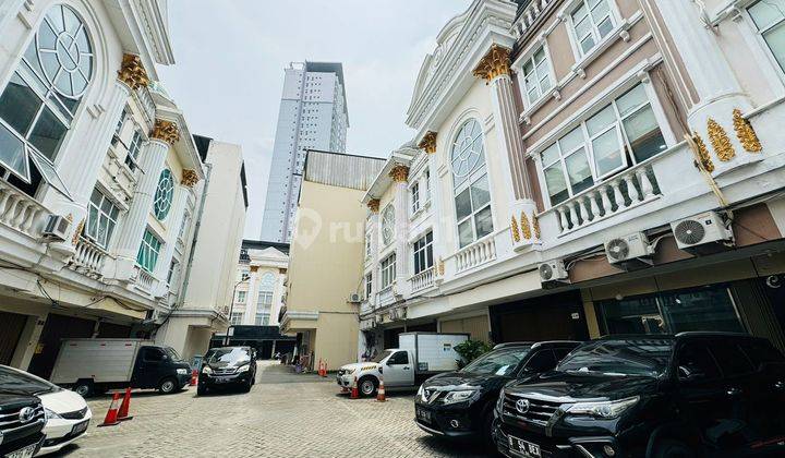 DIJUAL CEPAT!!! RUKO CROWN PALACE 4 LANTAI di jl. DR. SOEPOMO JAKARTA SELATAN  2