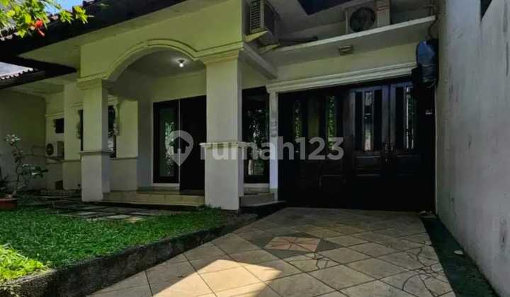 1-Story House in a Quiet Area, Land Measurement, Pondok Indah, Jakarta