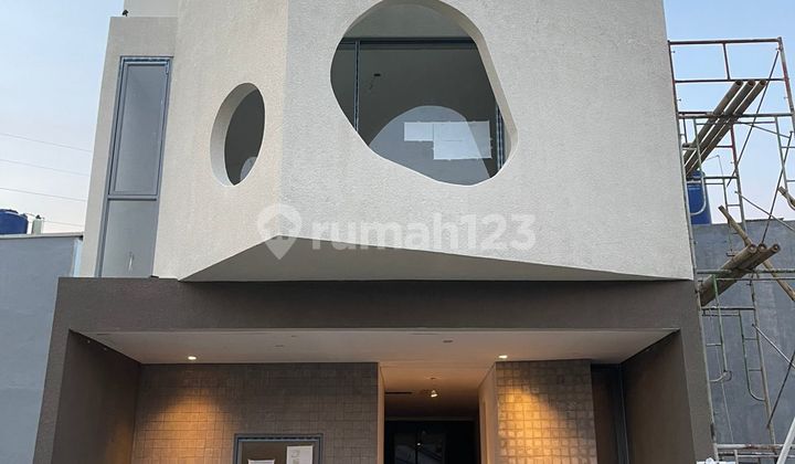 Rumah Baru Design Modern Bangunan 3 Lantai Pondok Ranji Tangsel