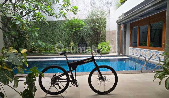 Rumah Mewah 2Lantai Bebas Banjir Dekat Area Senopati