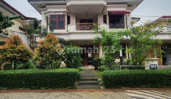 Dijual Rumah Mewah Dalam Komplek Fasilitas Lengkap di Pondok Labu