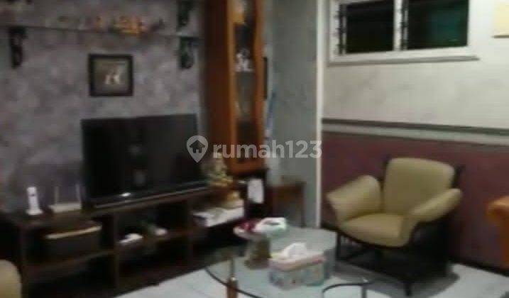 RUMAH SHM 2 LT DI NGINDEN INTAN BARAT HADAP SELATAN BEA.A107 2