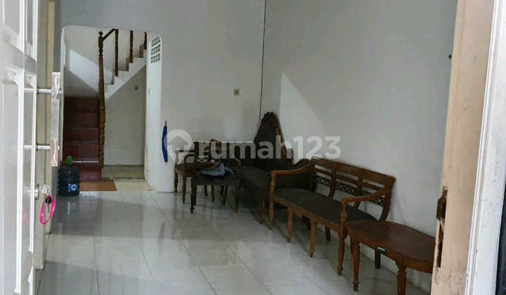 RON.A2795 LOKASI STRATEGIS RUMAH RUNGKUT PERMAI SURABAYA NYAMAN