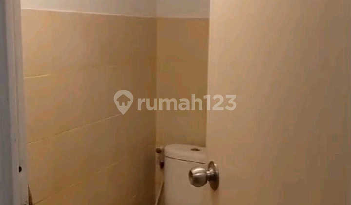 Lie.A047 Affordable Apartment in Puncak Permai Tower B Surabaya