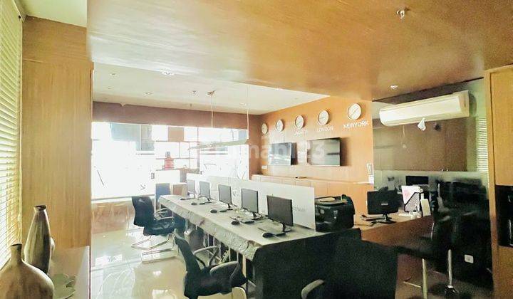 Jual Cepat Unit Kantor Spazio Office Fully Furnished + Elektronik 1