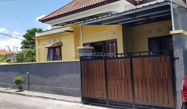 Rumah 1 lantai dekat Lapangan Debes Tabanan Rumah 1