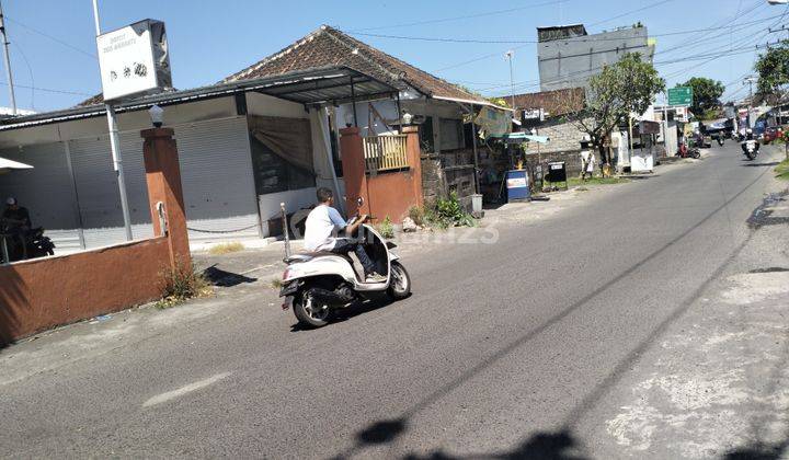 Shophouse in the strategic location of Tukad Buaji Sesetan, South Denpasar 1