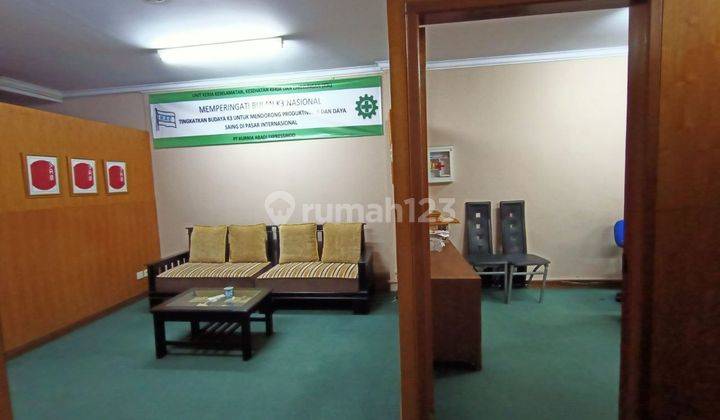 RUKO SIAP PAKAI 2,5 LT FULL FURNISH EX KANTOR DI JATIWARINGIN  11
