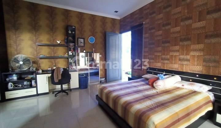 RUMAH KAVLING MEWAH FURNISH DGN POOL DKT MESJID DI JATICEMPAKA  24