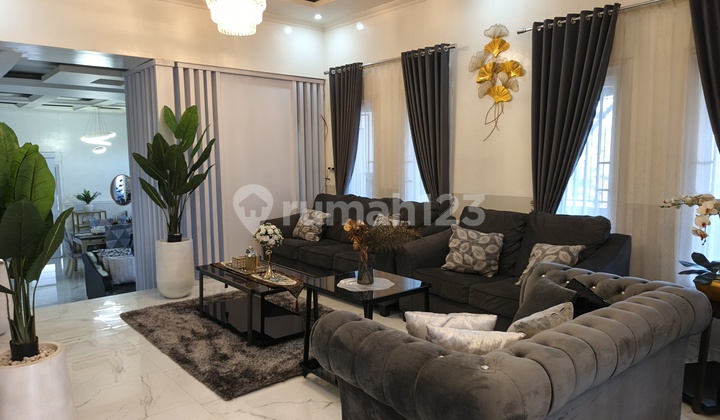 Jual Rumah Mewah Luas di Puwatu - Cocok untuk Keluarga Besar