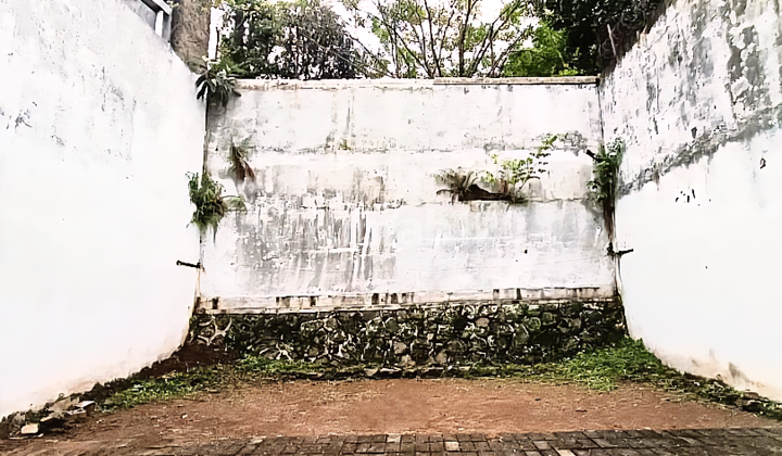 Rumah Hitung Tanah Saja Lokasi Pondok Indah Belakang Pim 3