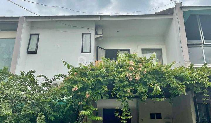 Rumah dalam townhouse di Pangkalan jati 1