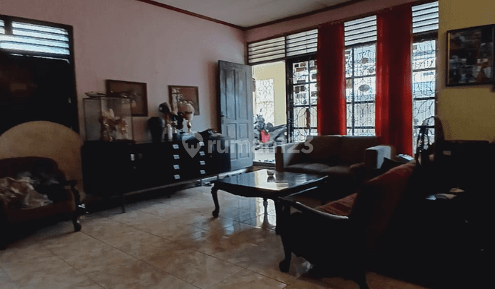 Rumah Hitung Tanah Dalam Komplek Di Bintaro Pesanggrahan