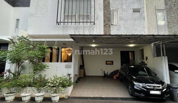 Rumah 2 Lantai Shm Bagus Dalam Townhouse 1