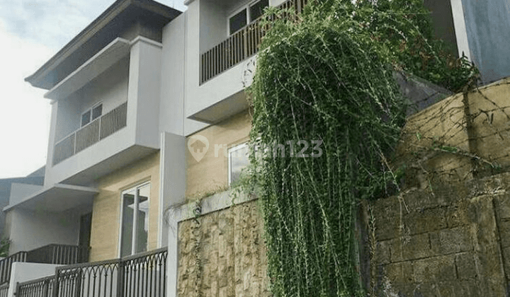 Dijual Rumah Cantik Di Ampera 1