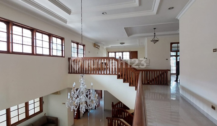 Prime Location House in Pondok Indah 2