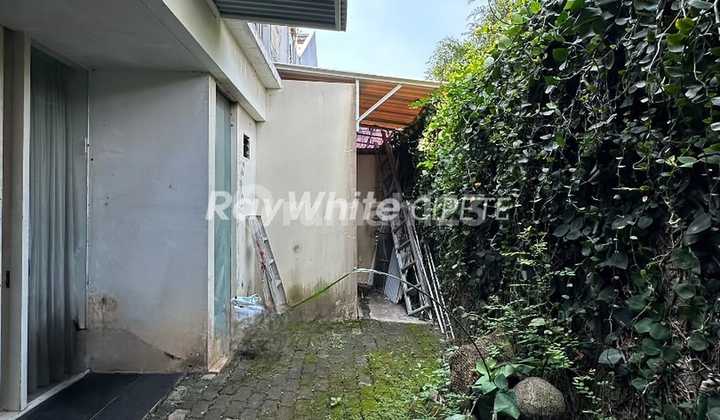 Rumah Cantik Dalam Townhouse Lebak Bulus 2
