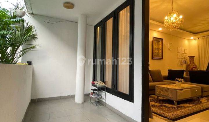 Rumah 2 Lantai Shm Bagus Dalam Townhouse 2