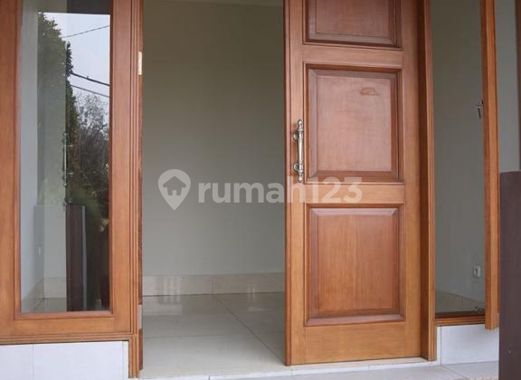 Dijual Rumah Cantik Di Ampera 2