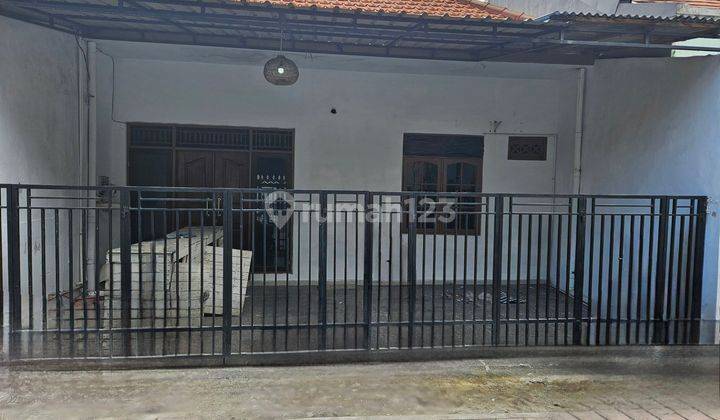 Rumah minimalis di area premium Canggu 1