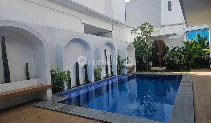 Villa cantik, lingkungan nyaman bangunan baru di Canggu 1