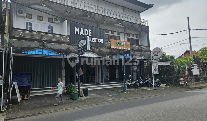 Terraced Shophouse Near Tabanan City Center 2