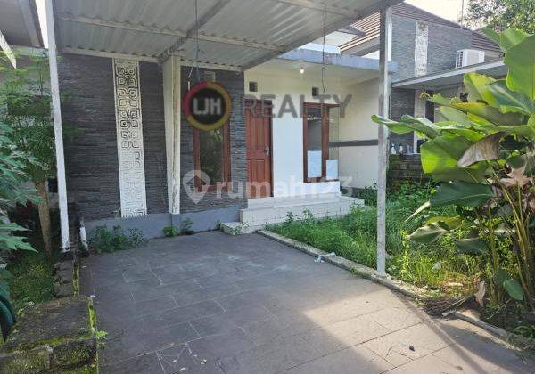 2 bedrooms house for rent at Jl. Denpasar-Gilimanuk, Tabanan, strategic location well maintained 1