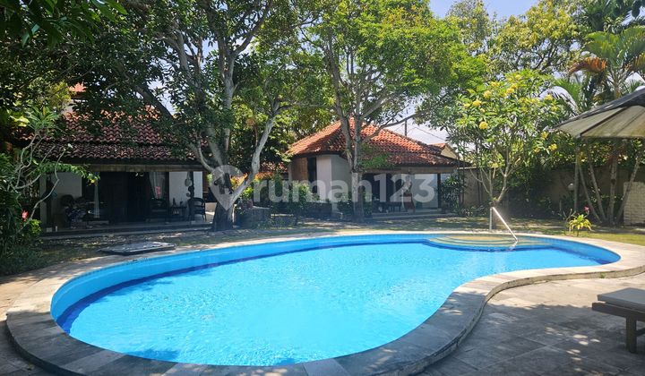 Tropical Villa In The Heart Of Seminyak Bali Tropical Villa In The Heart Of Seminyak Bali