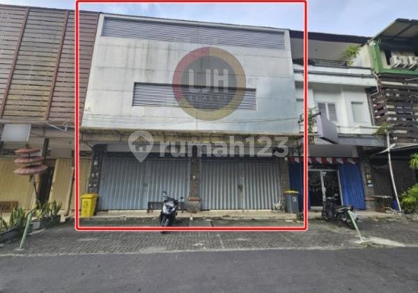 Shophouse for sale at Kuta, strategic location, Close to Ngurah Rai Airport