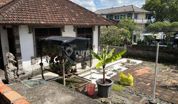 House On Main Road In Bali Close To Public Facilities 2