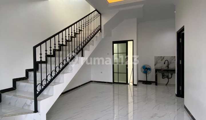 Dijual Murah Rumah 2 Lantai Bebas Banjir Dekat Stasiun Krl Depok Baru Di Pancoran Mas Depok 2