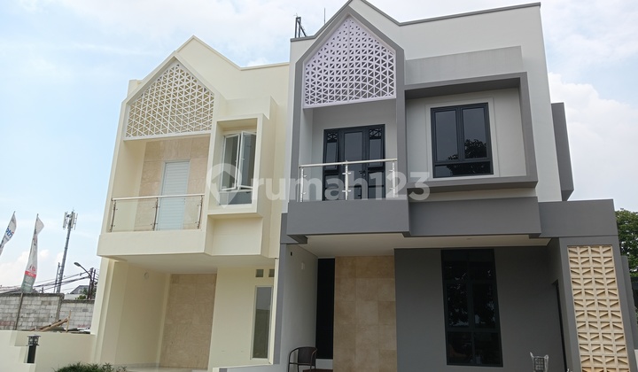 Rumah 2,5 Lantai 4 Kamar Tidur Dan Rooftop Bebas Ppn Di Ciputat Tangerang Selatan Rumah 2,5 Lantai 4 Kamar Tidur Dan Rooftop Bebas Ppn Di Ciputat Tangerang Selatan