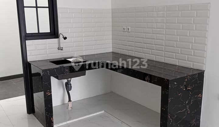 Rumah 2 Lantai 4 Kamar Tidur Bebas Banjir Di Cakra Green Mansion Bojongsari Depok Rumah 2 Lantai 4 Kamar Tidur Bebas Banjir Di Cakra Green Mansion Bojongsari Depok