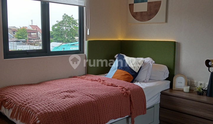 Rumah Hook 2 Lantai Bebas Banjir Sertifikat Shm Di Ciputat Timur Tangerang Selatan 