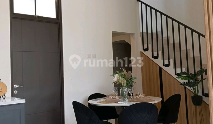 Modern House For Sale 2 Floors Flood-Free Near Mrt and Krl Pondok Ranji Stations In Ciputat South Tangerang I 2