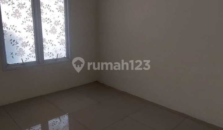 Rumah Cantik Dijual Murah SHM Dp 0 Bebas Banjir Dekat Rsud dan Pintu Tol Desari di Sawangan Depok 2