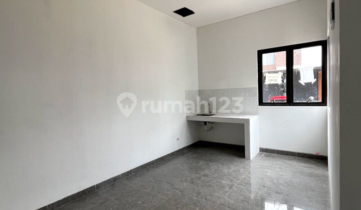 Rumah Siap Huni Shm Dekat Kampus Umpam Pamulang Tangerang Selatan  2