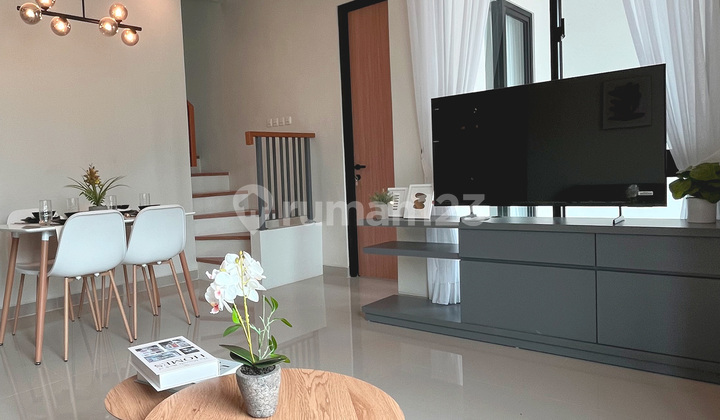 Rumah Moderen 2 Lantai Dijual Murah Dekat Akses Trans Jakarta Di Bedahan Depok Rumah Moderen 2 Lantai Dijual Murah Dekat Akses Trans Jakarta Di Bedahan Depok