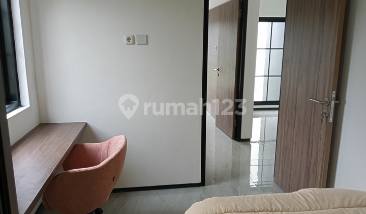 Rumah Ala Tropical Moderen House 3 Kamar Tidur Dekat The Park Mall Sawangan Di Cinangka Depok 