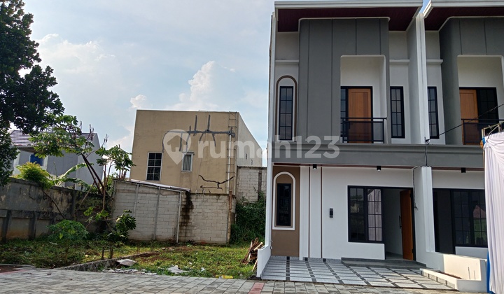 Rumah Keren Siap Huni Dijual Murah Bebas Banjir Dekat The Park Mall Sawangan Di Bojongsari Depok 