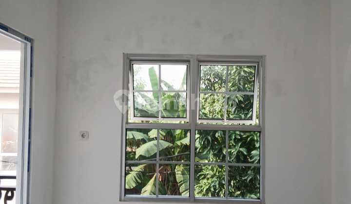 Rumah Bagus 3 Kamar Tidur Strategis di Beji Depok