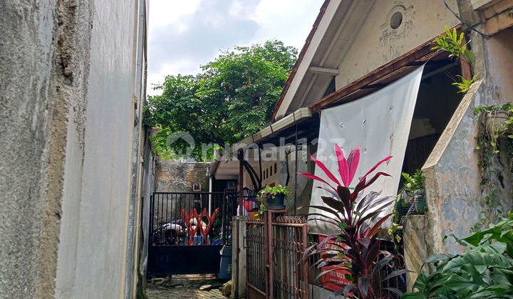 Rumah 1,5 Lantai di Jual Cash Murah 3 Kamar Tidur Bebas Banjir Dekat Kampus Uin Jakarta di Legoso Ciputat Timur