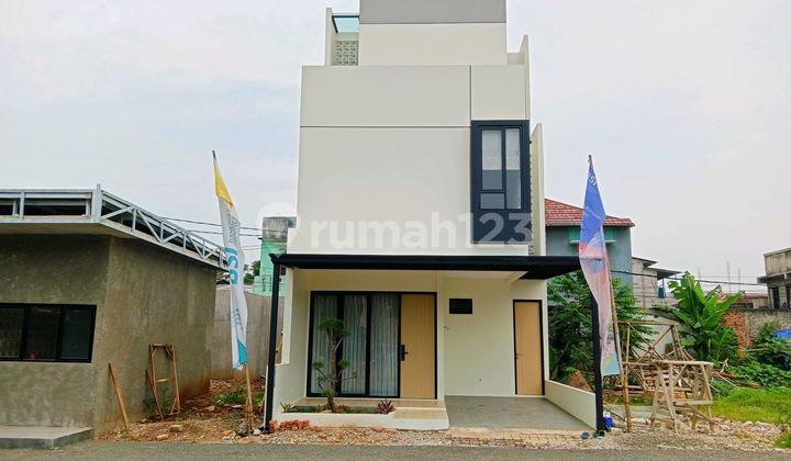 Rumah Mewah 3 Lantai Strategis Dekat Mrt Cirendeu Tangerang Selatan