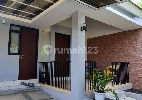 Rumah Mewah Di Lengkapi Kolam Renang Bebas Banjir Dekat Plaza Bintaro Di Bintaro Jaya Sektor 2 Ciputat Timur Tangerang Selatan Rumah Mewah Di Lengkapi Kolam Renang Bebas Banjir Dekat Plaza Bintaro Di Bintaro Jaya Sektor 2 Ciputat Timur Tangerang Selatan