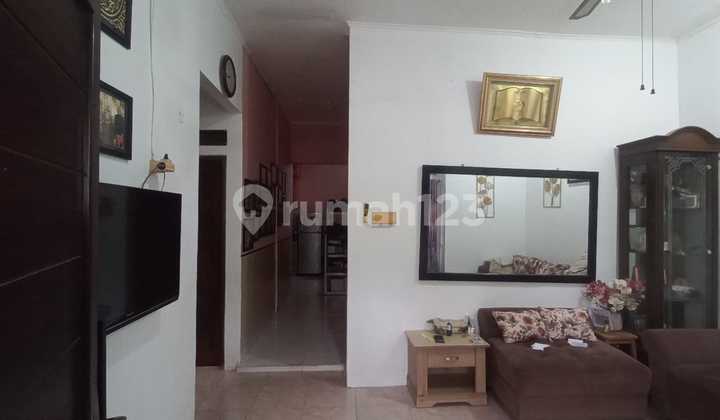 Ready-to-Live House for Sale, Cash Only, Flood-Free, Bintaro Toll Gate Access in Pondok Ranji, East Ciputat, South Tangerang 2