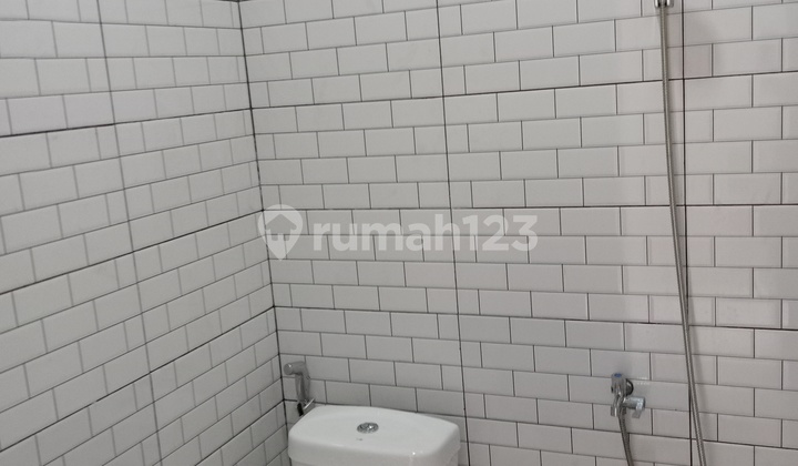 Rumah Cantik Siap Huni 2 Kamar Tidur Dekat Stasiun Bojong Gede Di Bilabong Permai Bojong Gede Bogor