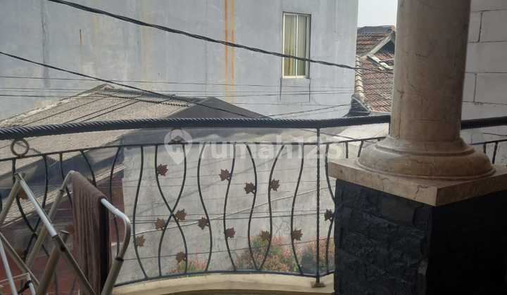 Dijual Cash Rumah Bergaya American Classic 3 Kamar Tidur Dekat Kampus Uin Jakarta Di Rengas Ciputat Timur 