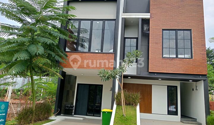 Rumah 2,5 Lantai Strategis Dekat Pintu Tol Pamulang Rumah 2,5 Lantai Strategis Dekat Pintu Tol Pamulang