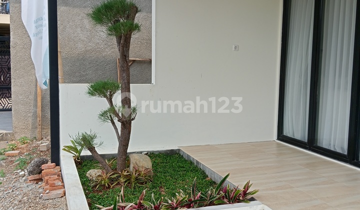 Rumah Siap Huni 3 Lantai Bebas Banjir Dekat Stasiun Mrt Dan Pintu Tol Pamulang Di Ciputat Tangerang Selatan Rumah Siap Huni 3 Lantai Bebas Banjir Dekat Stasiun Mrt Dan Pintu Tol Pamulang Di Ciputat Tangerang Selatan