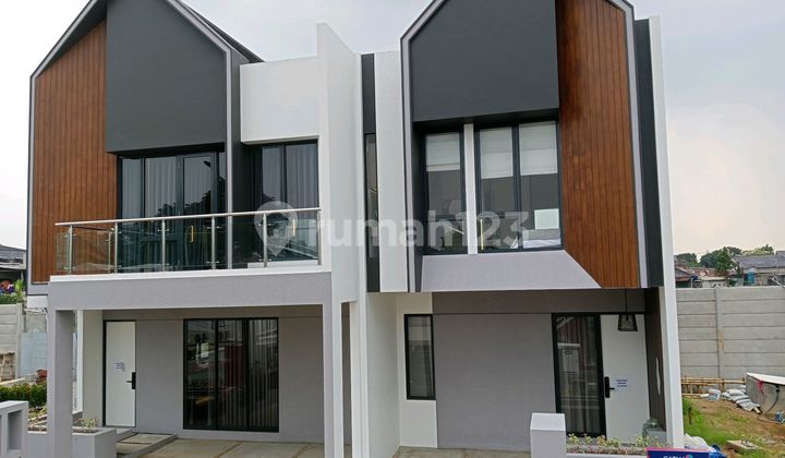 Rumah 2 Lantai Strategis Dekat Stasiun Krl Dan Mrt Di Ciputat